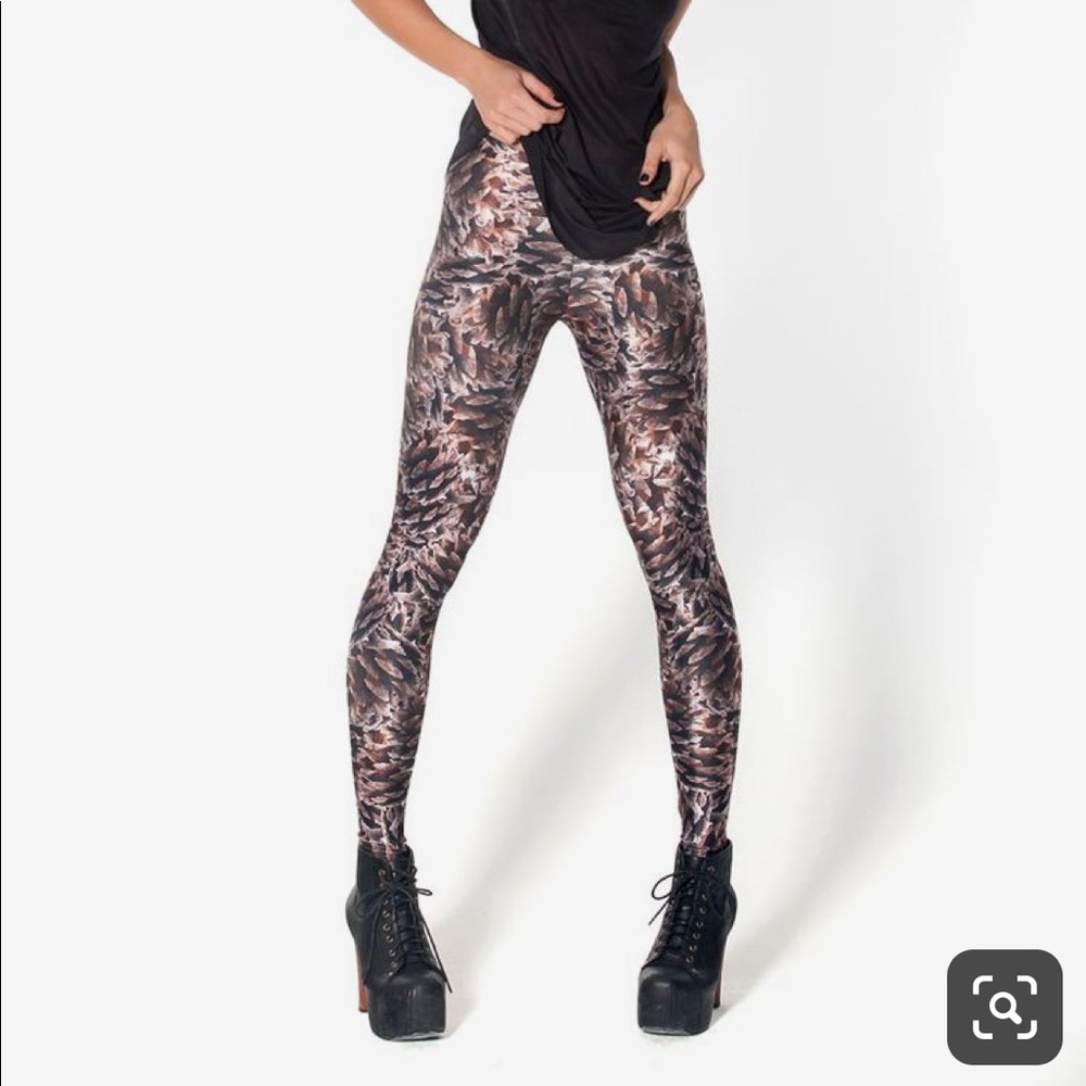 BlackMilk pinecone leggings xs - very rare!
